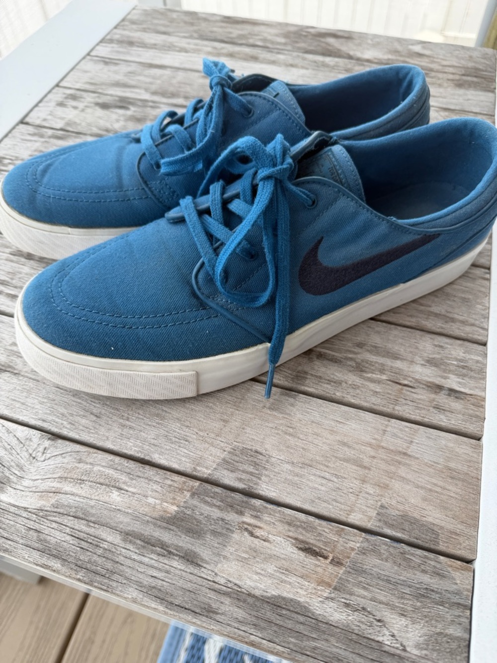 Stephan Janoski Nike Men’s Blue Canvas Sneakers with Dark Swoosh